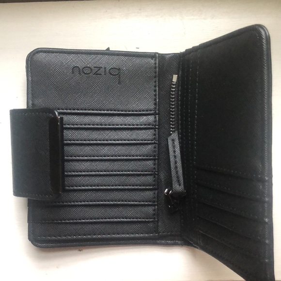 Wallet with flower patterns 🌺 - Picture 4 of 5